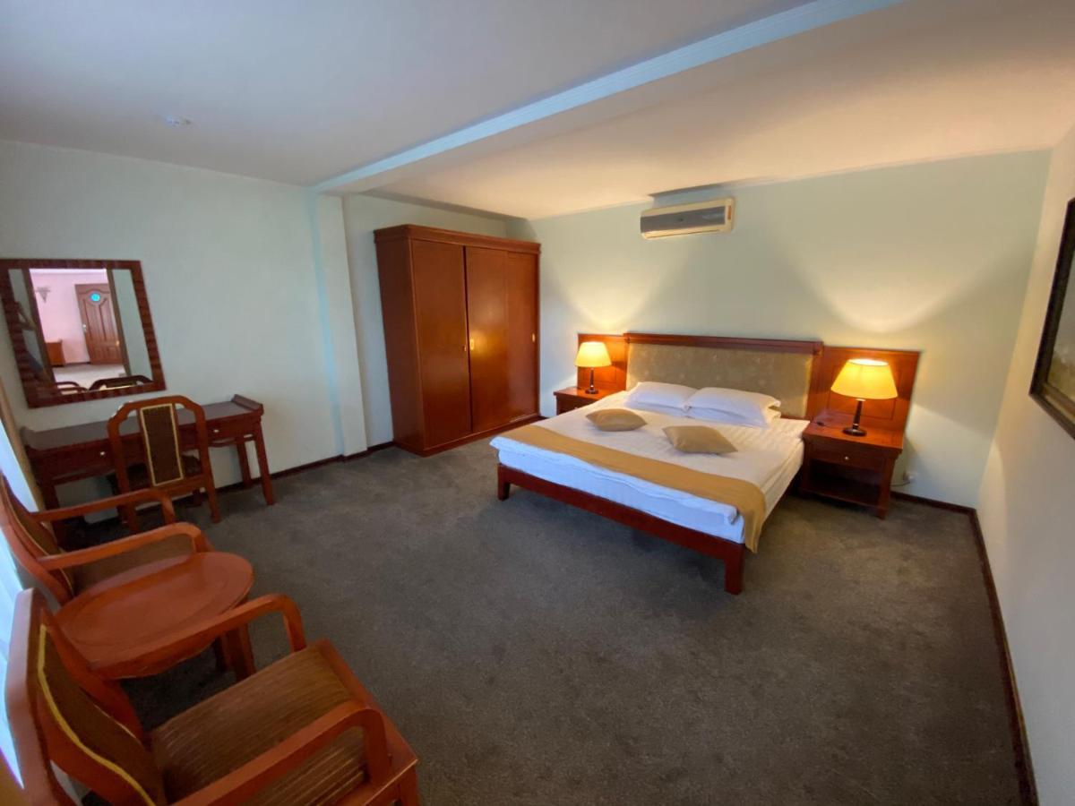 Morelux Boutique Hotel Капчаґай Екстер'єр фото